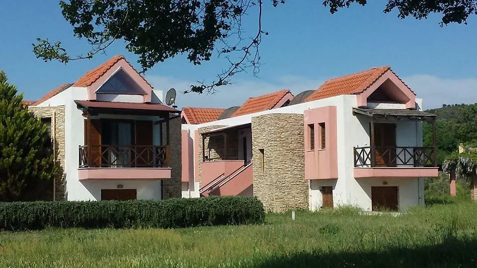 Beachfront Stylish Maisonette In Ierissós Prázdninový dům