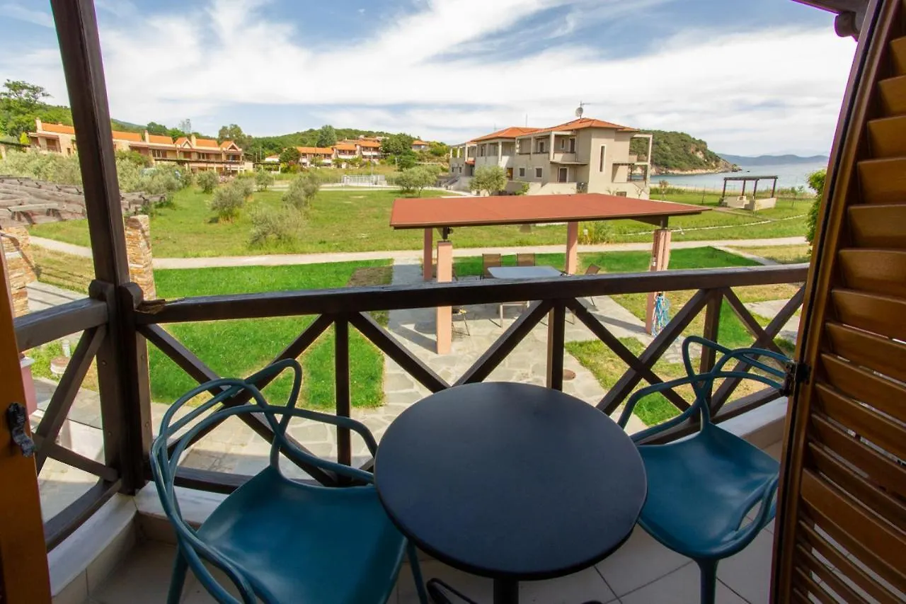 Beachfront Stylish Maisonette In Ierissós Prázdninový dům